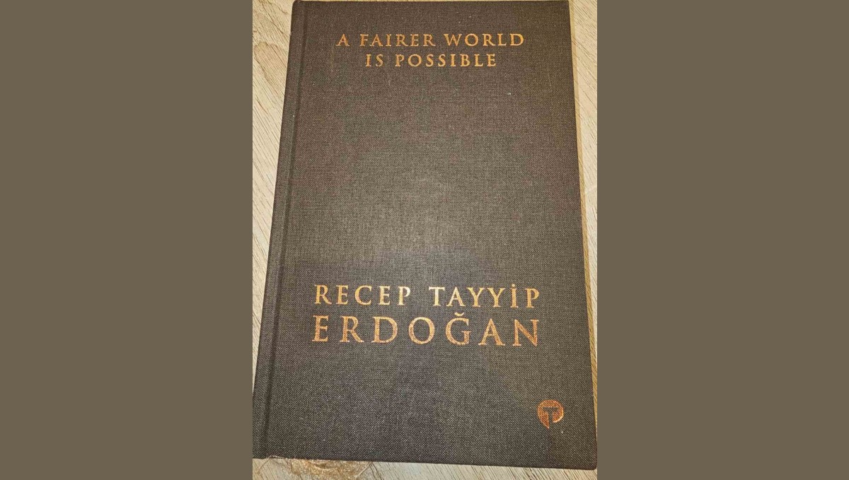 Ermenistan Başbakanı Paşinyan'ın eşi Hakobyan: "Erdoğan'ın 'Daha Adil Bir Dünya Mümkün' kitabını okuyacağım"