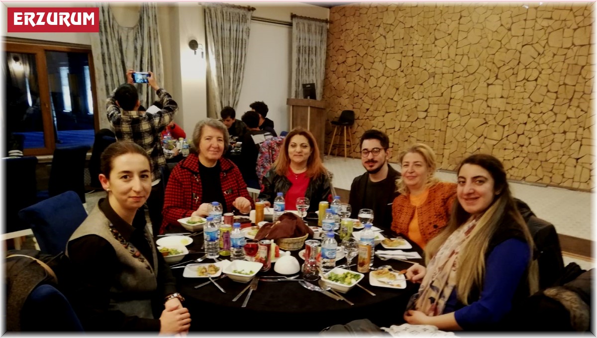 Ersander'den 'sevgi' iftarı