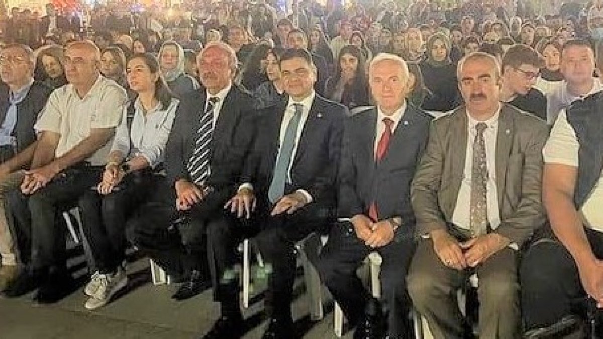 ERVAK TSM korosu alkış topladı