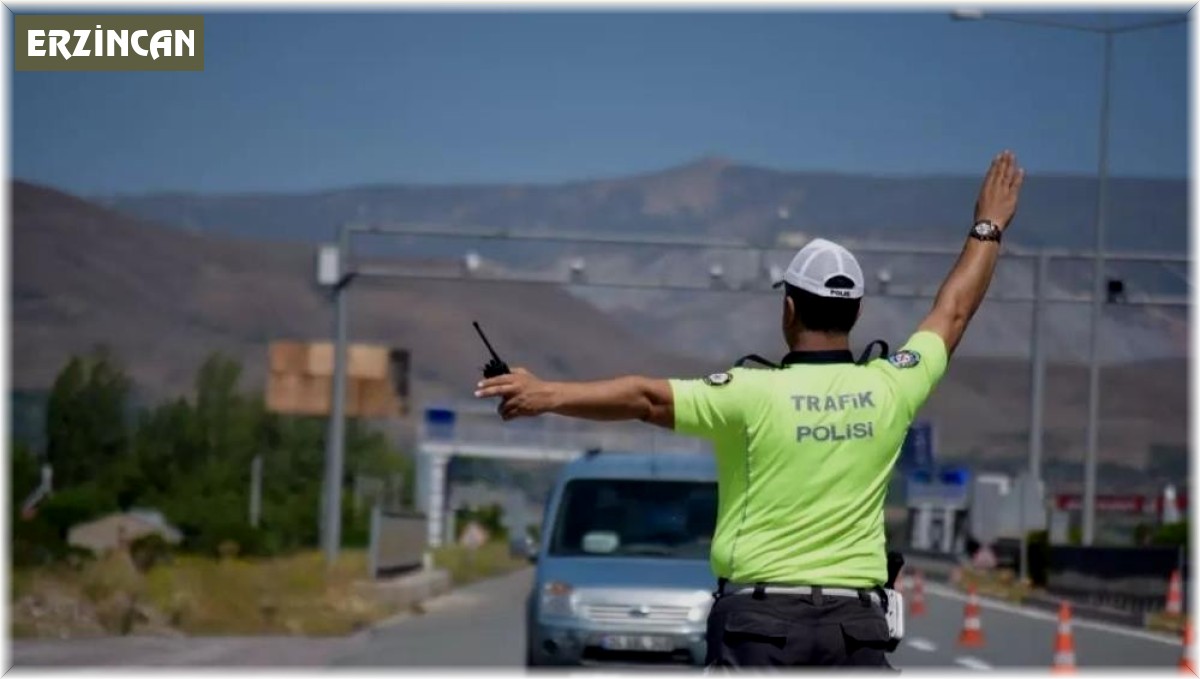 Erzincan'da 15 gün içerisinde 2 bin 261 araca trafik cezası kesildi