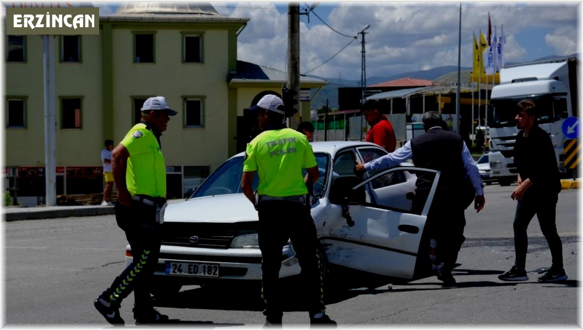 Erzincan'da 15 günde 84 adet trafik kazası oldu