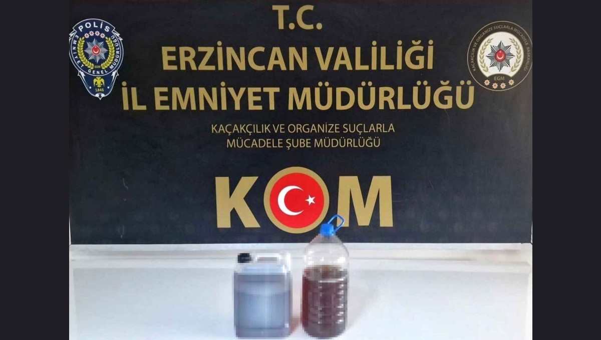 Erzincan'da 8 litre kaçak içki ele geçirildi