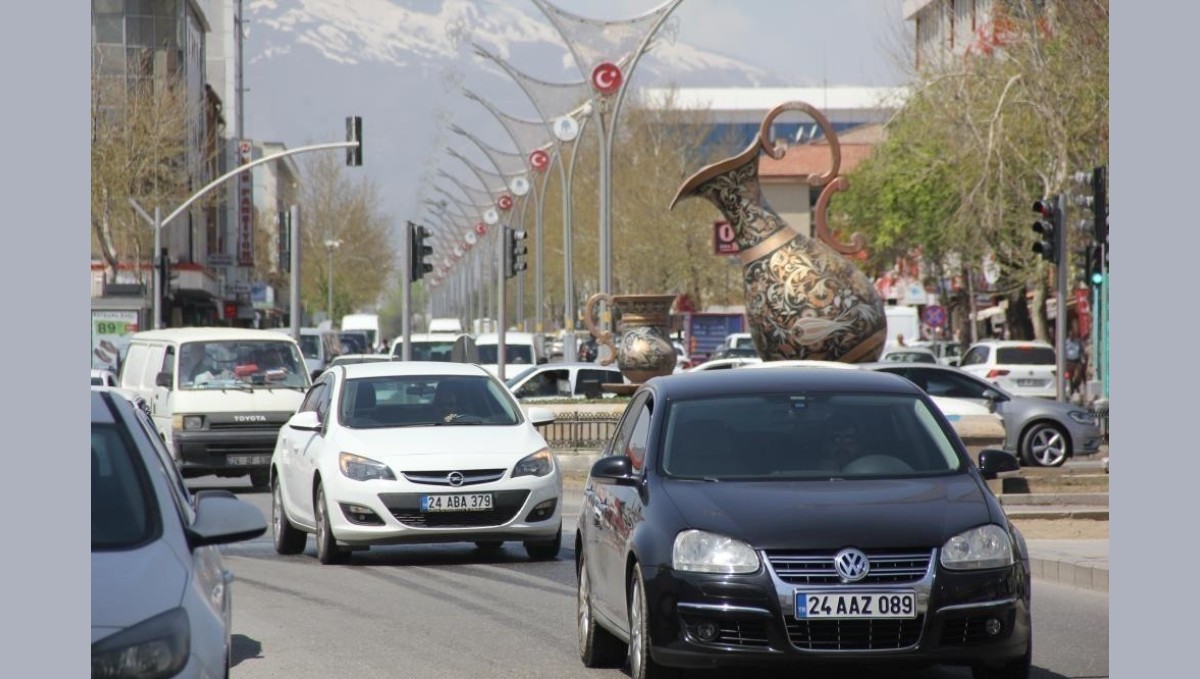 Erzincan'da araç sayısı 82 bin 256 oldu
