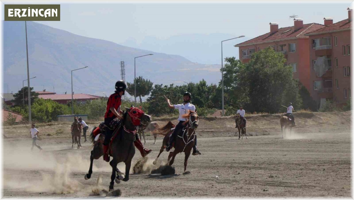 Erzincan'da atlı cirit il birinciliği müsabakaları başladı