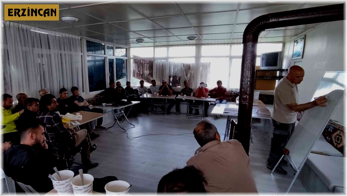 Erzincan'da avcılar eğitimden geçiyor