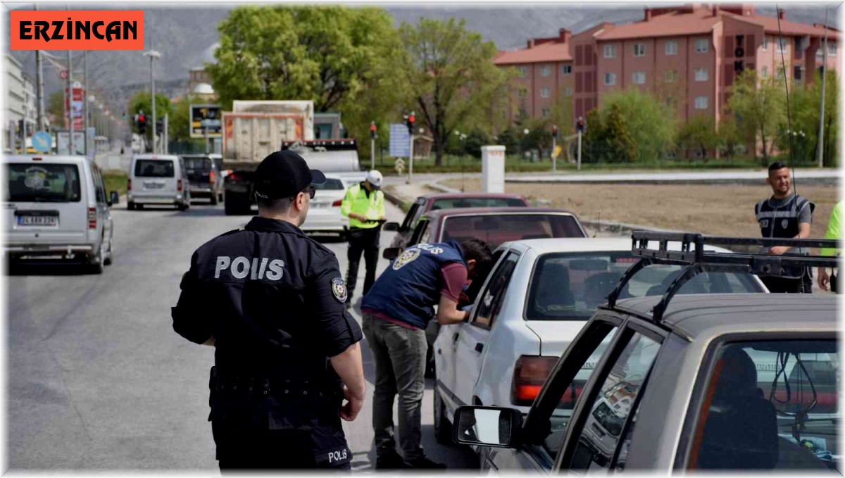 Erzincan'da bayram öncesi 'Türkiye Güven Huzur' uygulaması