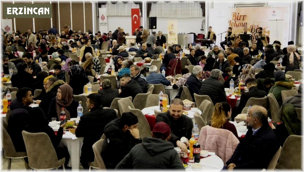 Erzincan'da 'Bir Lokma Bin Sofra' iftar programı düzenlendi