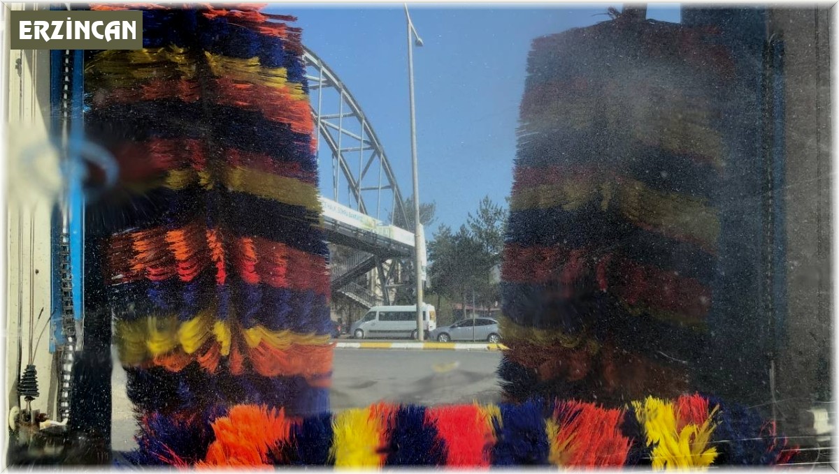 Erzincan'da çamur yağdı, meteoroloji kuvvetli yağış uyarısında bulundu