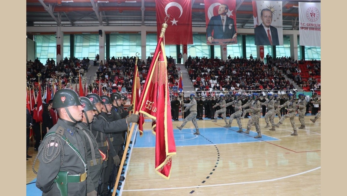 Erzincan'da Cumhuriyet'in 102. yılı coşkuyla kutlandı