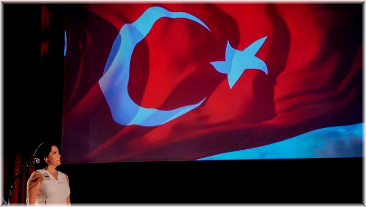 Erzincan'da 'Cumhuriyet' konseri verildi