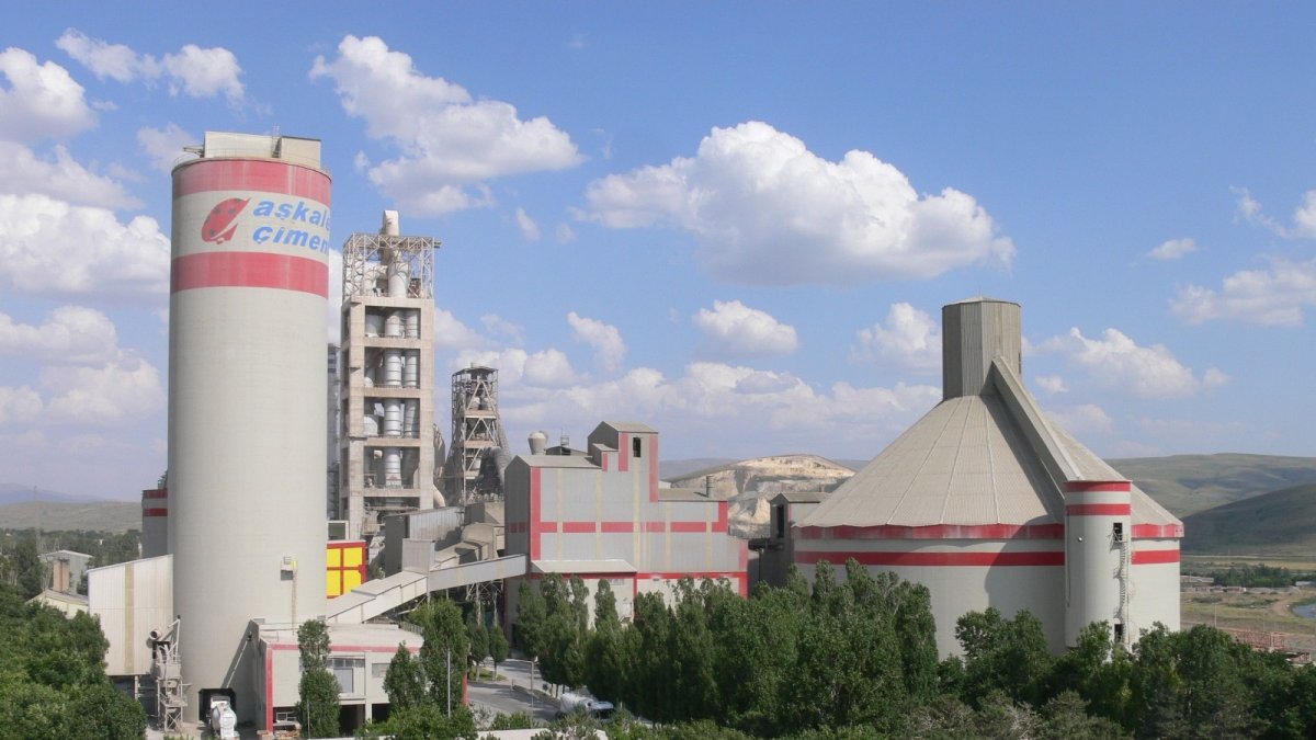 Erzincan'da da hazır beton tesisi bulunan Aşkale Çimento ekonominin devleri liginde 308'inci sırada yer aldı