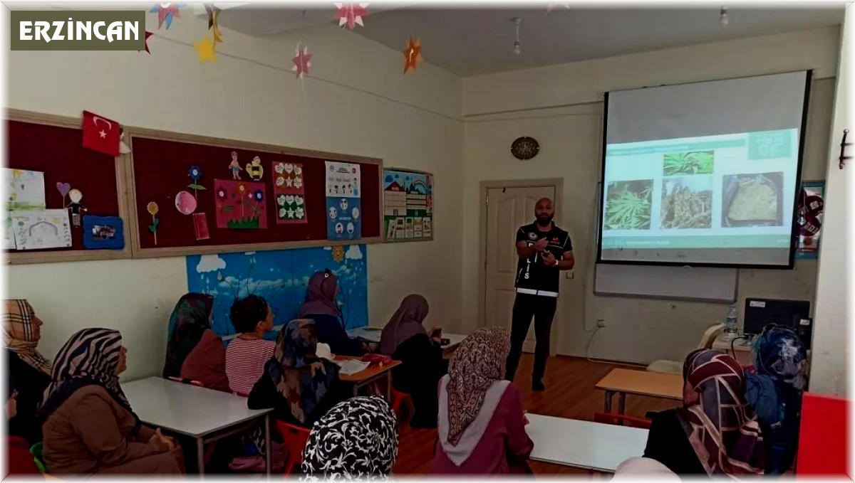 Erzincan'da "En İyi Narkotik Polisi: Anne" seminerleri sürüyor