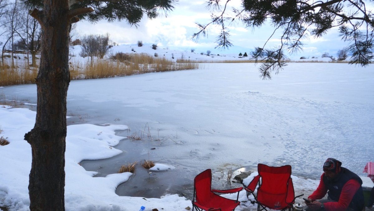 Erzincan'da geceleri dondurucu soğuklar etkisini sürdürüyor