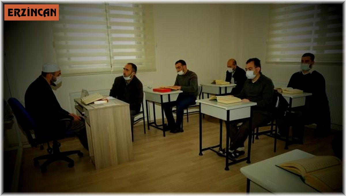 Erzincan'da Hafızlığı Muhafaza Hizmet İçi Eğitim Kursu devam ediyor