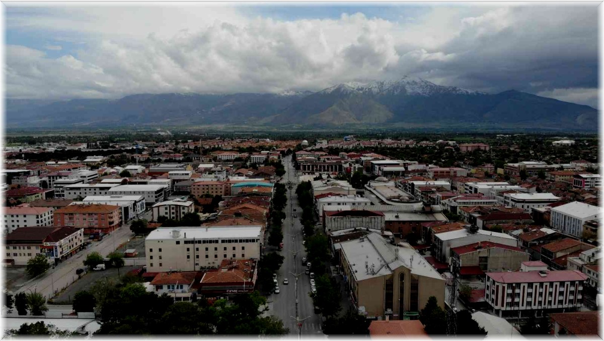 Erzincan'da Haziran ayında genel ticaret sistemine göre ihracat 1 milyon 878 bin dolar, ithalat 64 bin dolar olarak gerçekleşti
