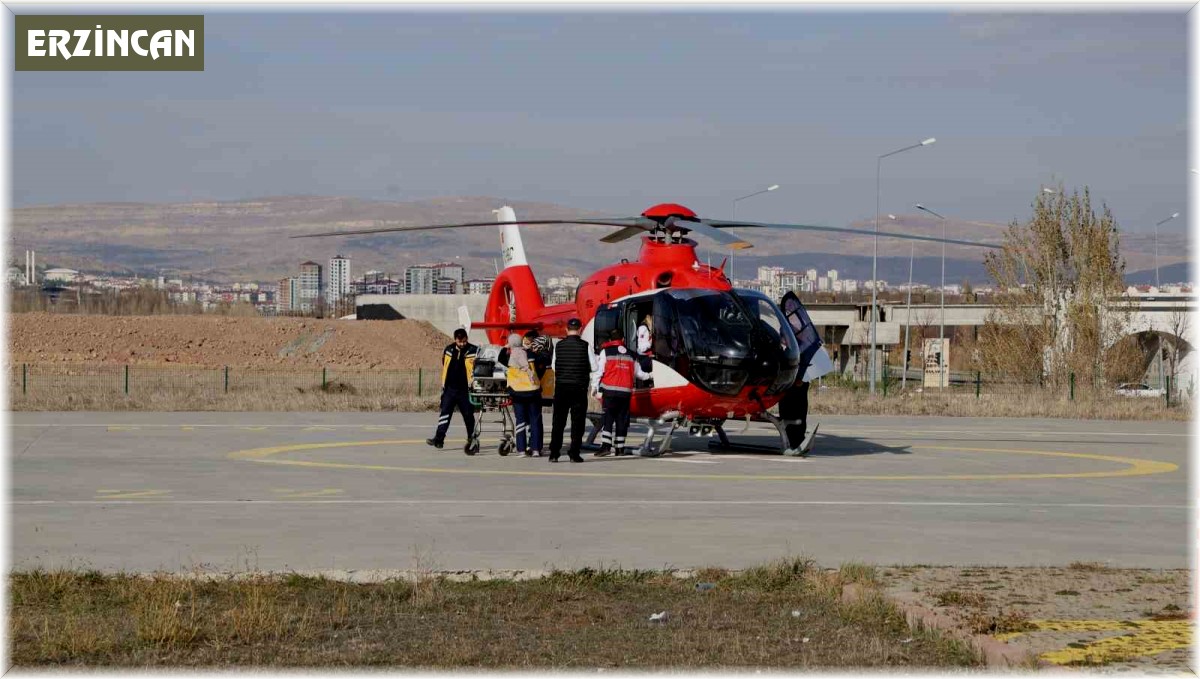 Erzincan'da helikopter ambulans donanımlarının tanıtıldığı bilgilendirme toplantısı yapıldı
