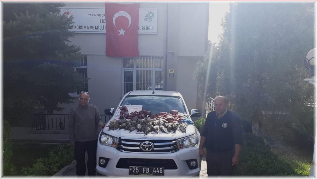 Erzincan'da kaçak avcılar polis ekiplerince yakalandı