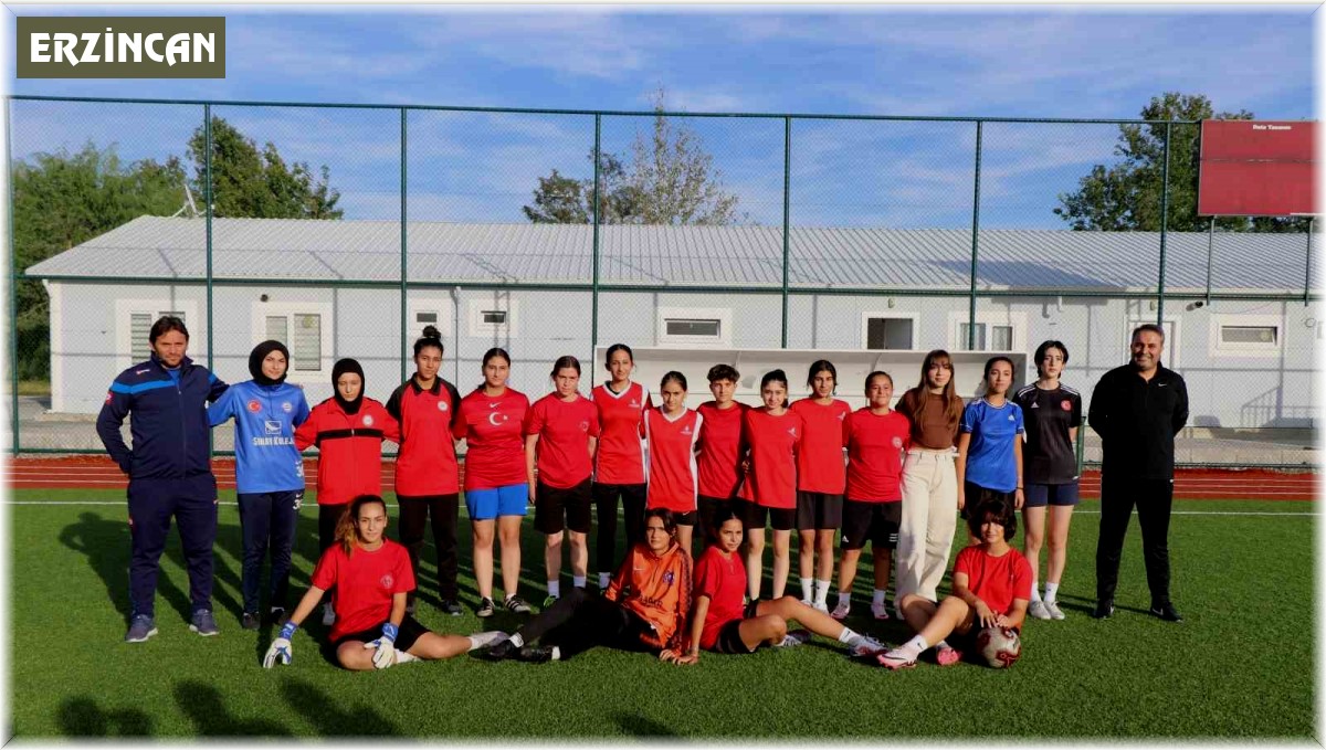 Erzincan'da kadın futbolcuların başarısı kız çocuklarını bu branşa yöneltti