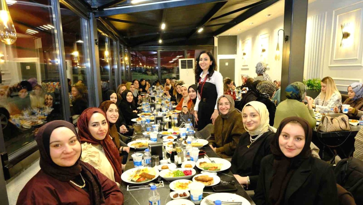 Erzincan'da Kadın Girişimciler Kadınlar Günü'nde iftarda buluştu