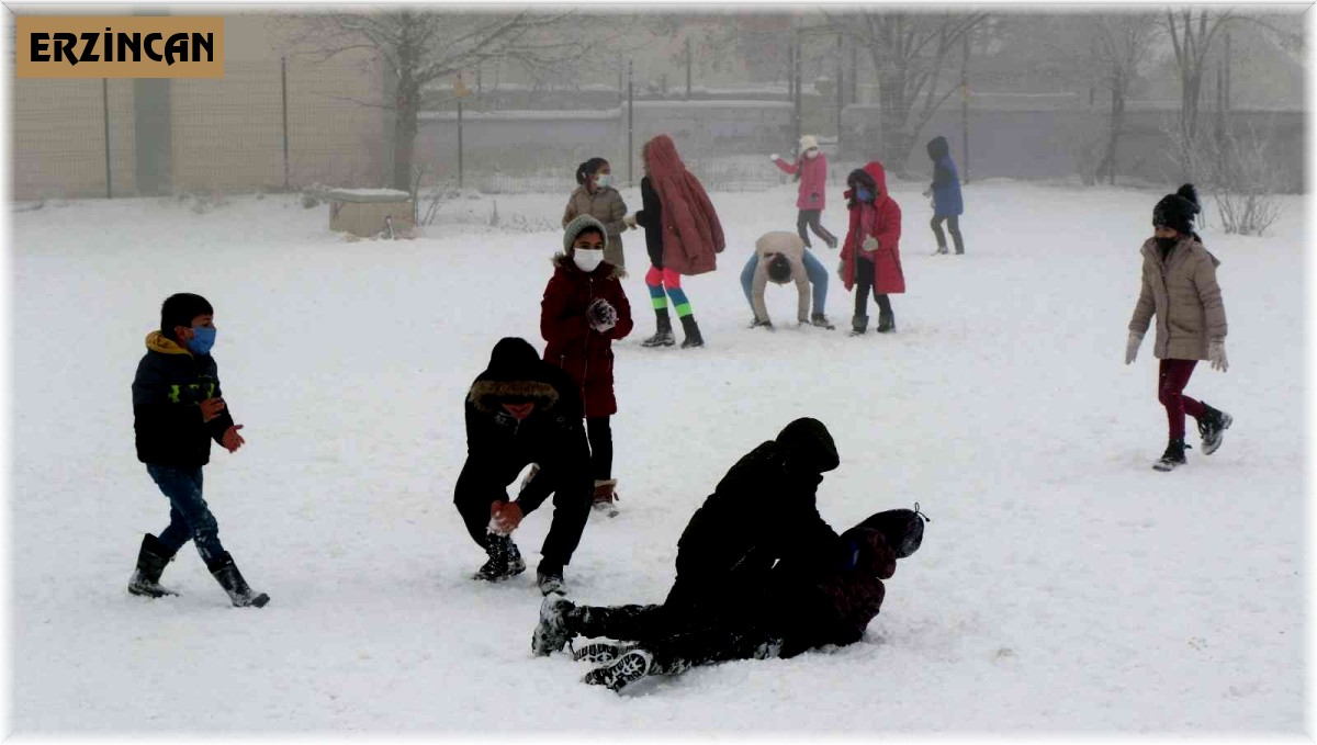 Erzincan'da kar tatili 1 gün daha uzatıldı