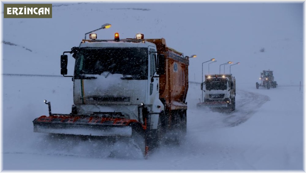 Erzincan'da kar ve tipiden kapanan 135 köy yolundan 109'u ulaşıma açıldı