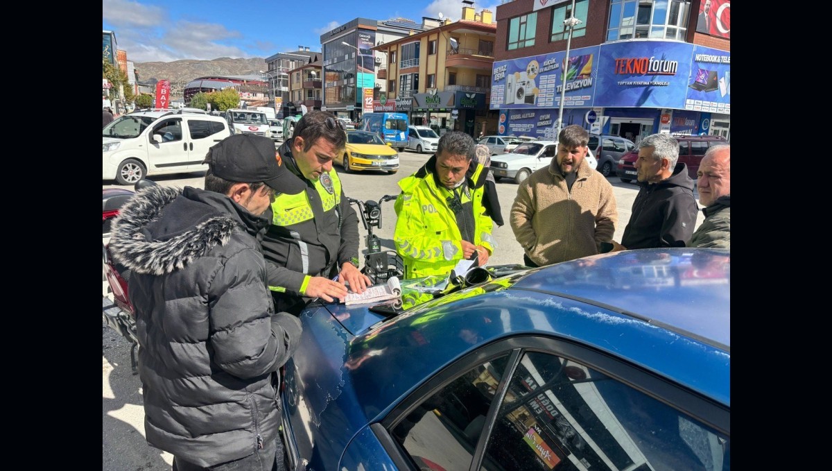 Erzincan'da motosikletlilere sıkı denetim