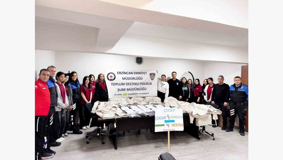 Erzincan'da öğrencilere kayak ve drama kursu desteği