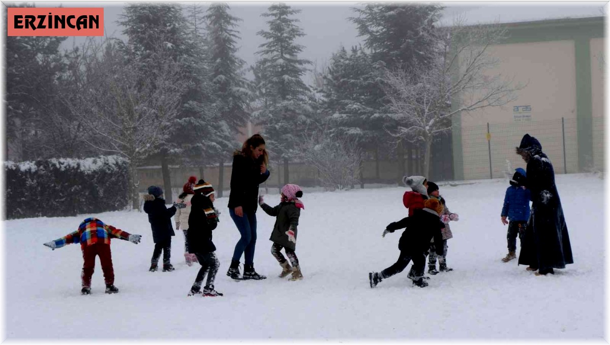 Erzincan'da okullara kar tatili