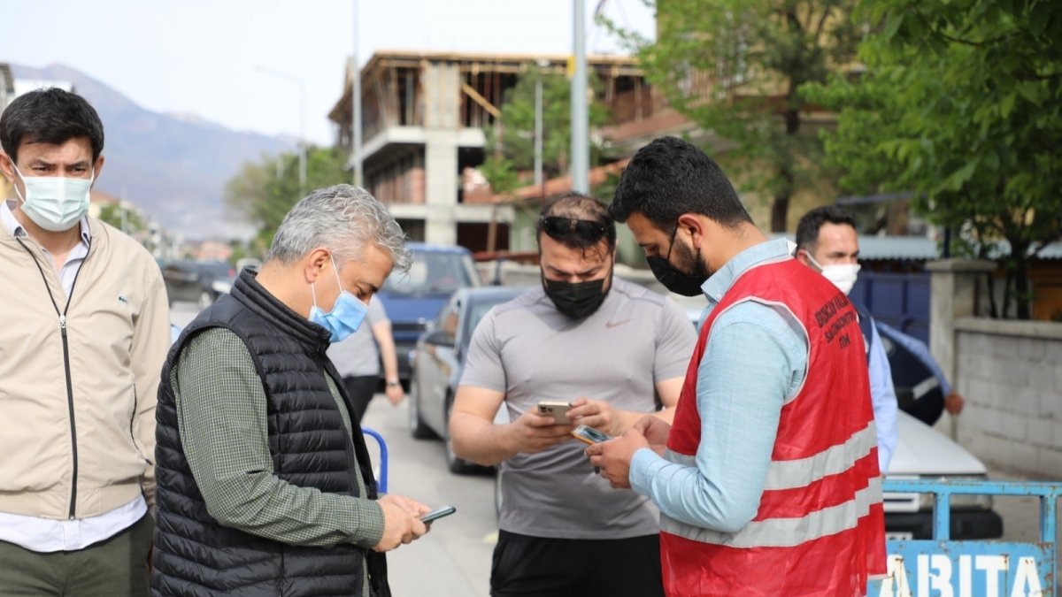 Erzincan'da pazaryerlerine HES kodu sorgulaması yapılarak giriş yapıldı