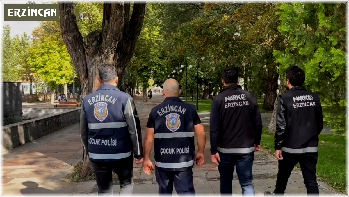 Erzincan'da polisin okul çevrelerinde denetimleri sürüyor