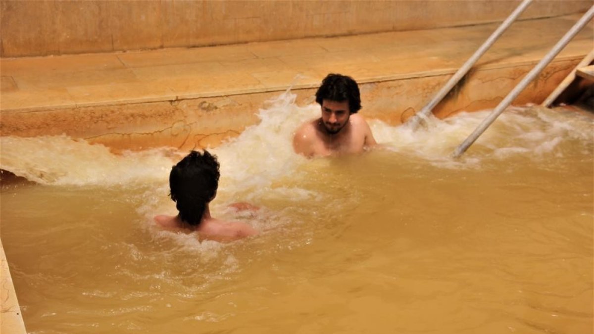 Erzincan'da şifa arayanların uğrak yeri kaplıca