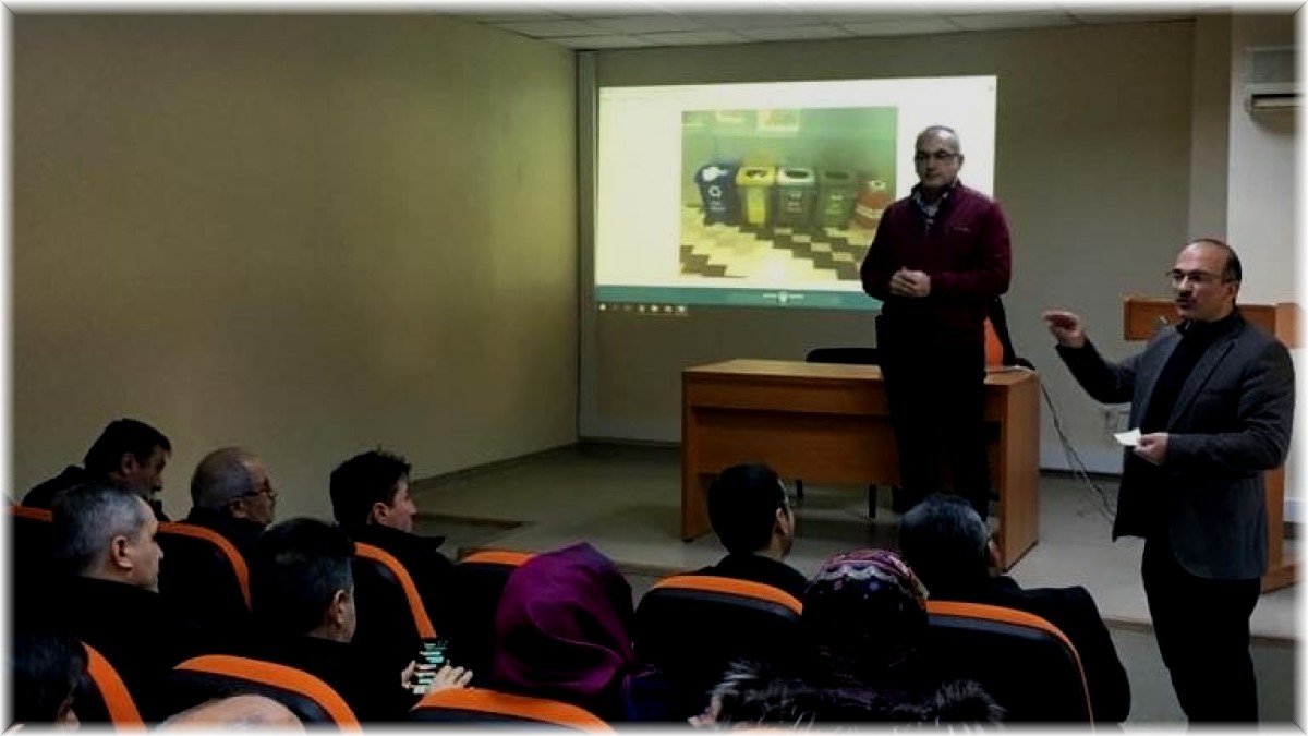 Erzincan'da 'Sıfır Atık Projesi' kapsamında kurum personellerine eğitim verildi