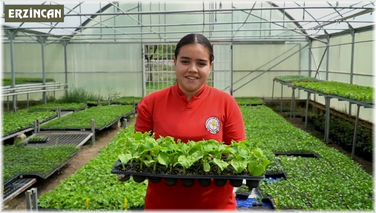 Erzincan'da tarım bölümü öğrencileri hem öğreniyor, hem üretiyor