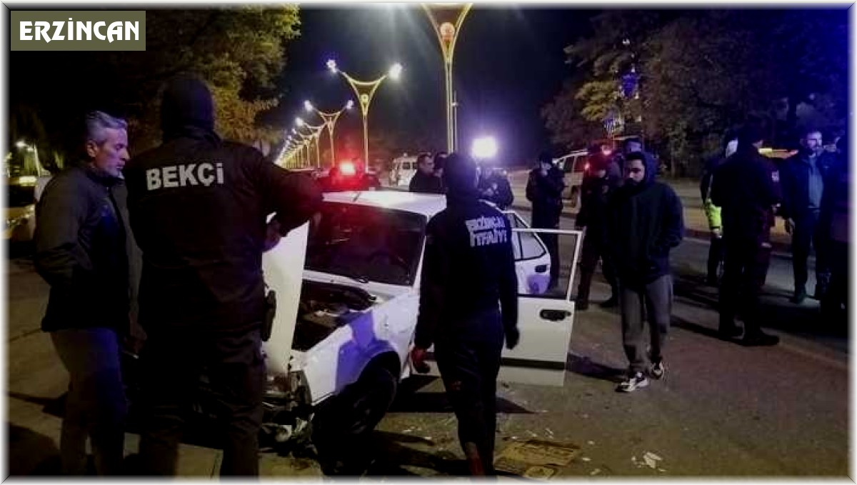 Erzincan'da trafik kazası: 1 yaralı