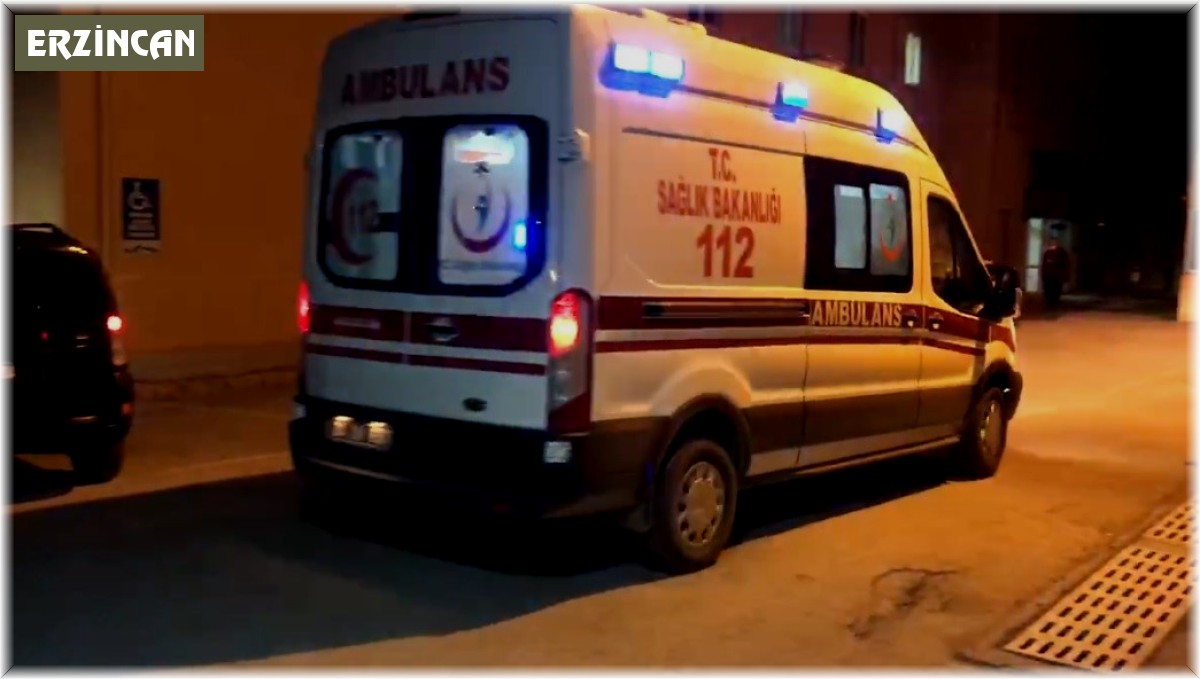 Erzincan'da trafik kazası: 5 yaralı