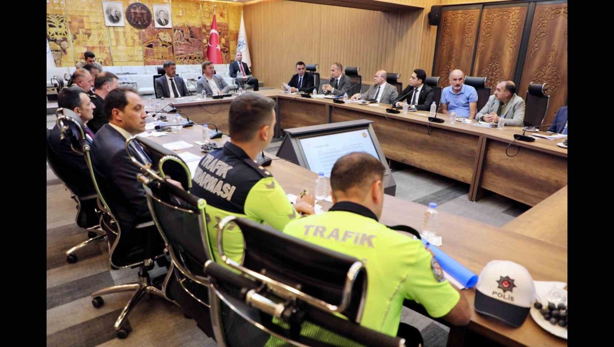 Erzincan'da trafik toplantısı yapıldı