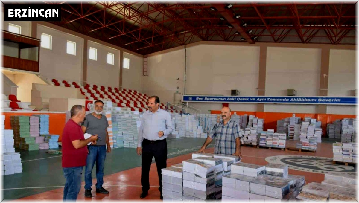 Erzincan'da ücretsiz ders kitabı dağıtımı başladı