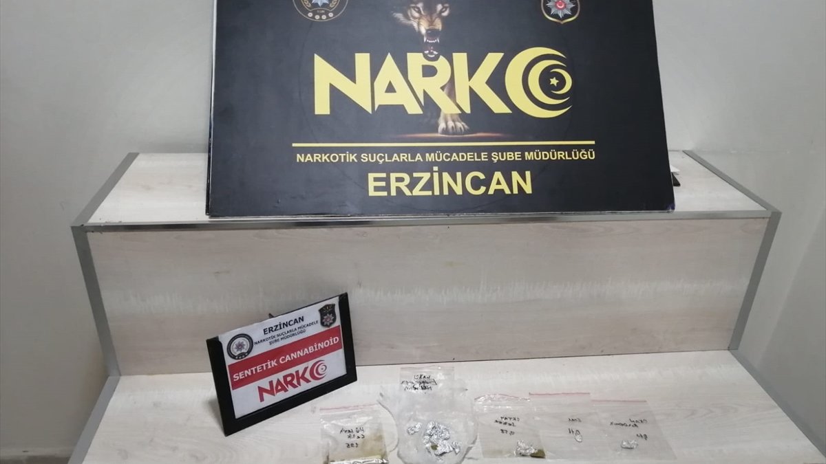 Erzincan'da uyuşturucu satıcılarına yönelik operasyonda 3 kişi tutuklandı