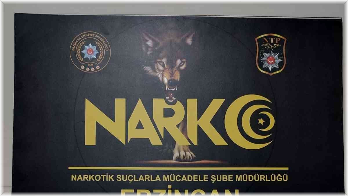 Erzincan'da uyuşturucu satıcılarına yönelik operasyonda gözaltına alınan 7 şüpheliden 3'ü tutuklandı