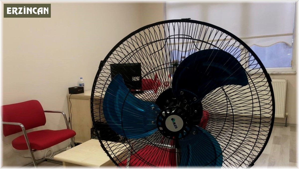 Erzincan'da vantilatör satışları patladı