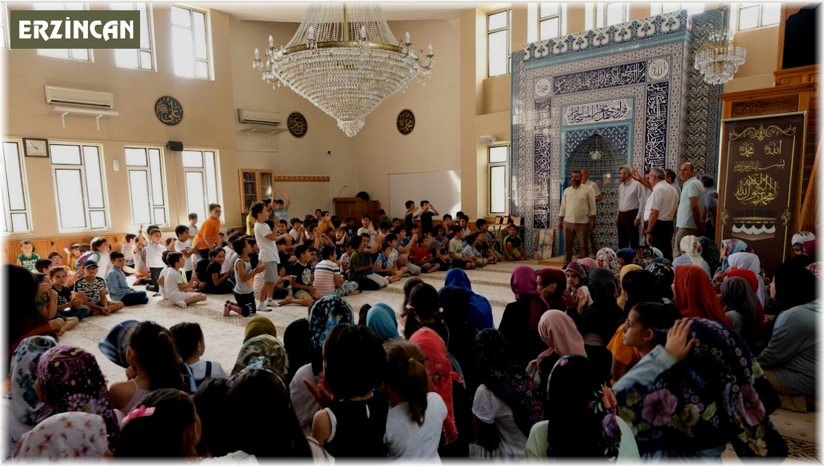 Erzincan'da Yaz Kur'an Kursu kapanış programı geleneği bozulmadı