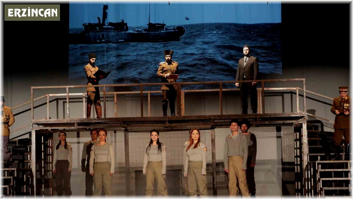 Erzincan'da Yüzyıllık Destan Ateş adlı oyun sahnelendi