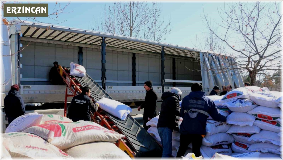 Erzincan'dan deprem bölgesine yardımlar devam ediyor