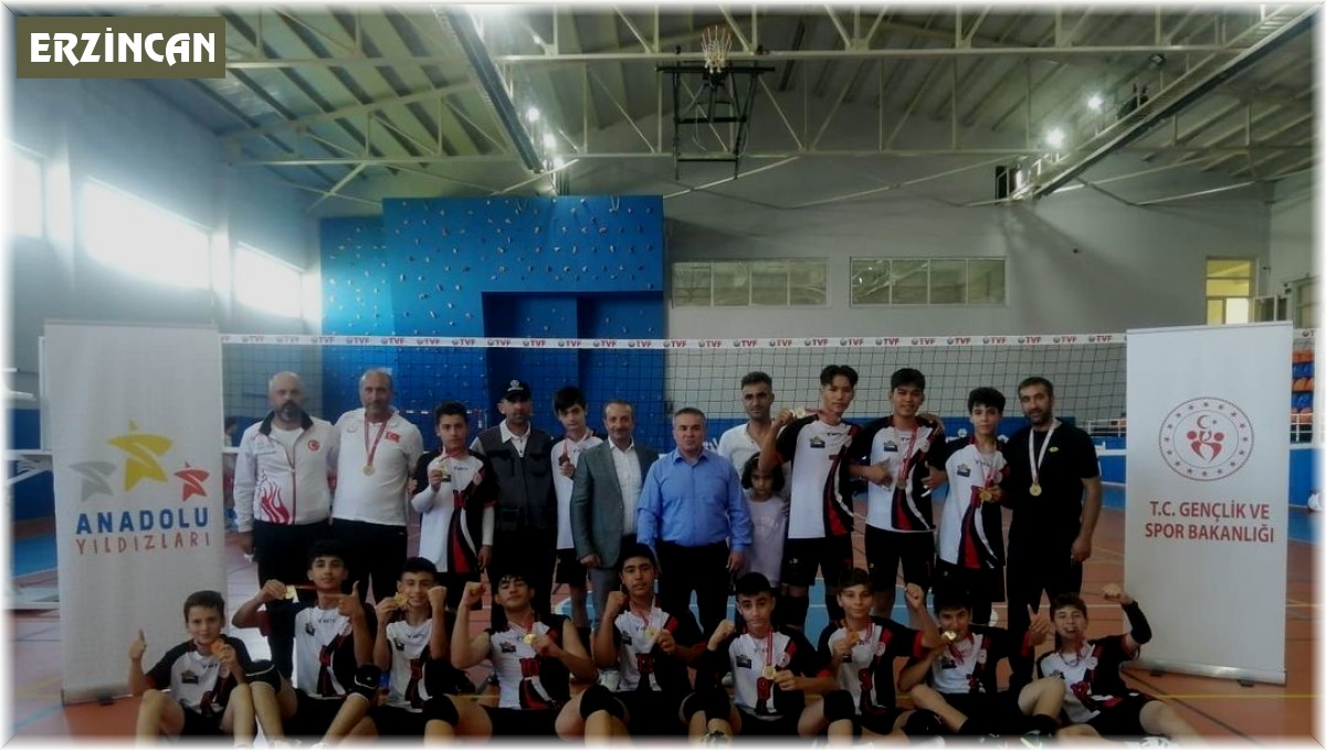 Erzincan erkek voleybol takımı finalde