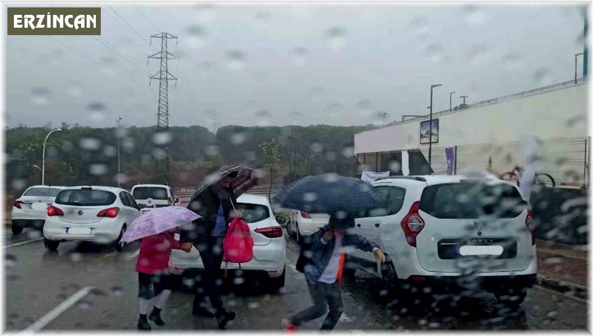 Erzincan, Erzurum ve Bayburt'ta karla karışık yağmur