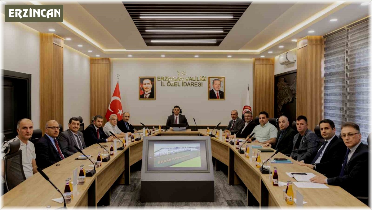 Erzincan İl Özel İdaresinde genel değerlendirme toplantısı gerçekleştirildi