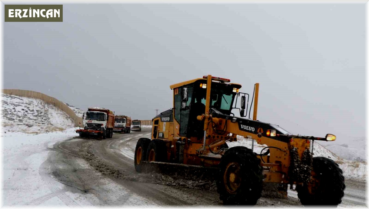 Erzincan'ın yüksek kesimlerinde kar yağışı