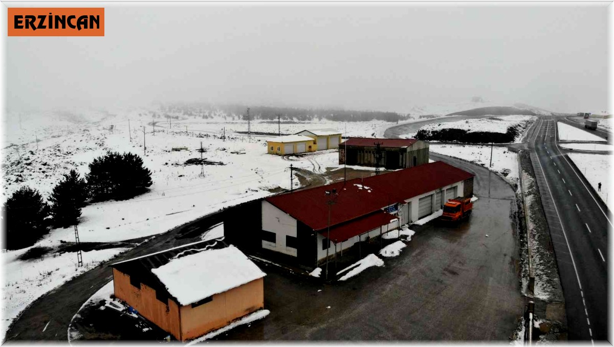 Erzincan'ın yüksek kesimlerinde kar yağışı