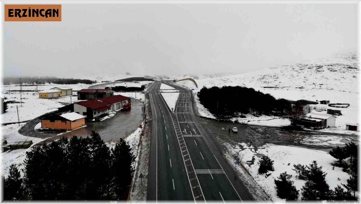 Erzincan'ın yüksek kesimlerinde kar yağışı