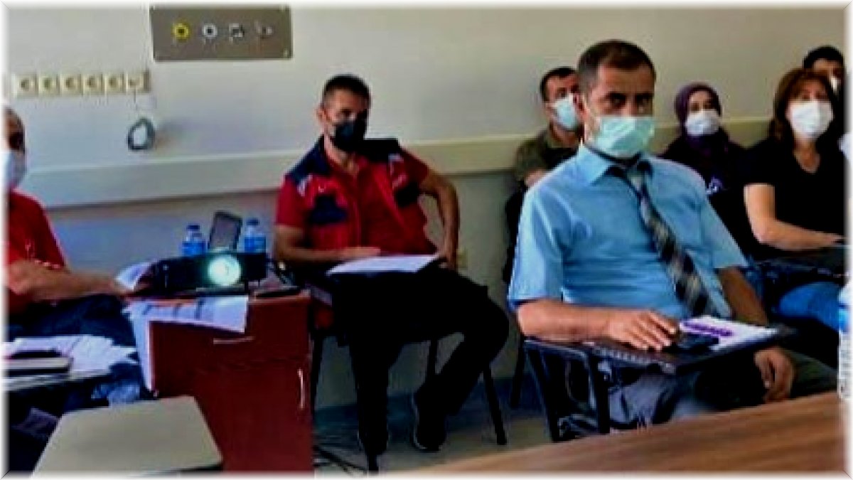 Erzincan Kemah İlçe Hastanesi'nde HAP masa başı tatbikatı gerçekleştirildi